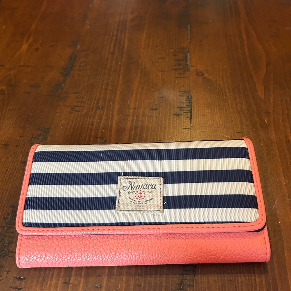 Nautica Wallet